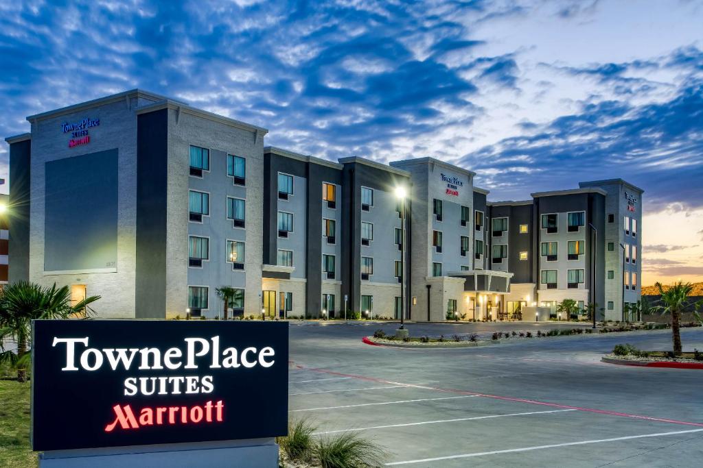 TownePlace Suites by Marriott Waco South Main image 1